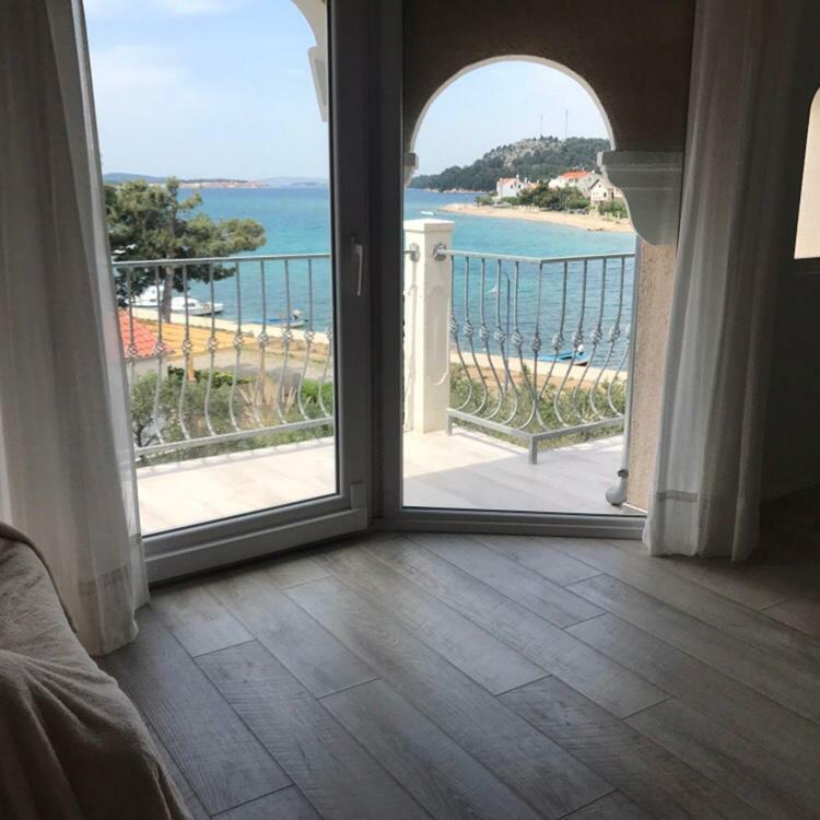 Relaxing Whole Top Floor Apartment By The Sea Zaboric Exteriör bild
