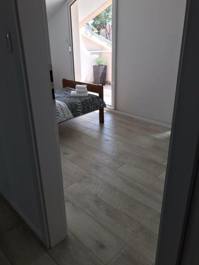 Relaxing Whole Top Floor Apartment By The Sea Zaboric Exteriör bild