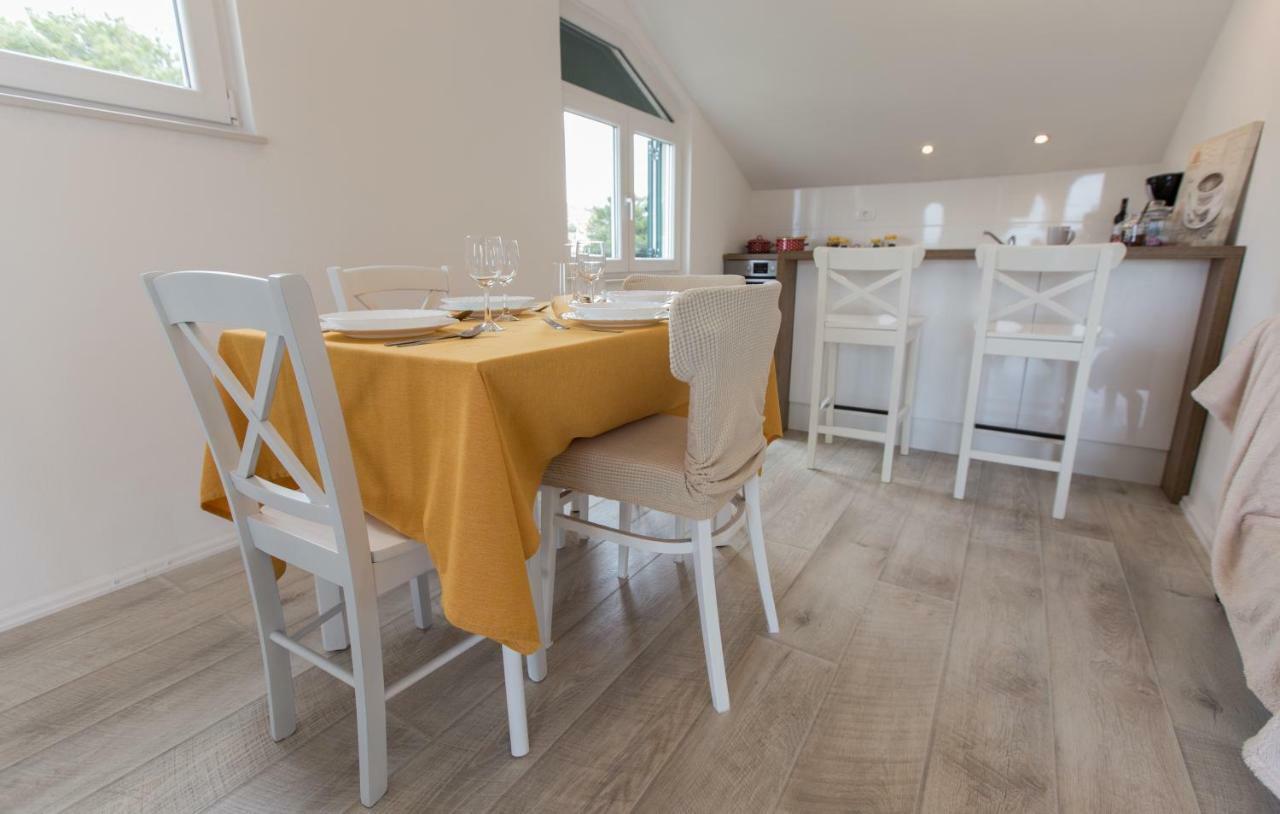 Relaxing Whole Top Floor Apartment By The Sea Zaboric Exteriör bild