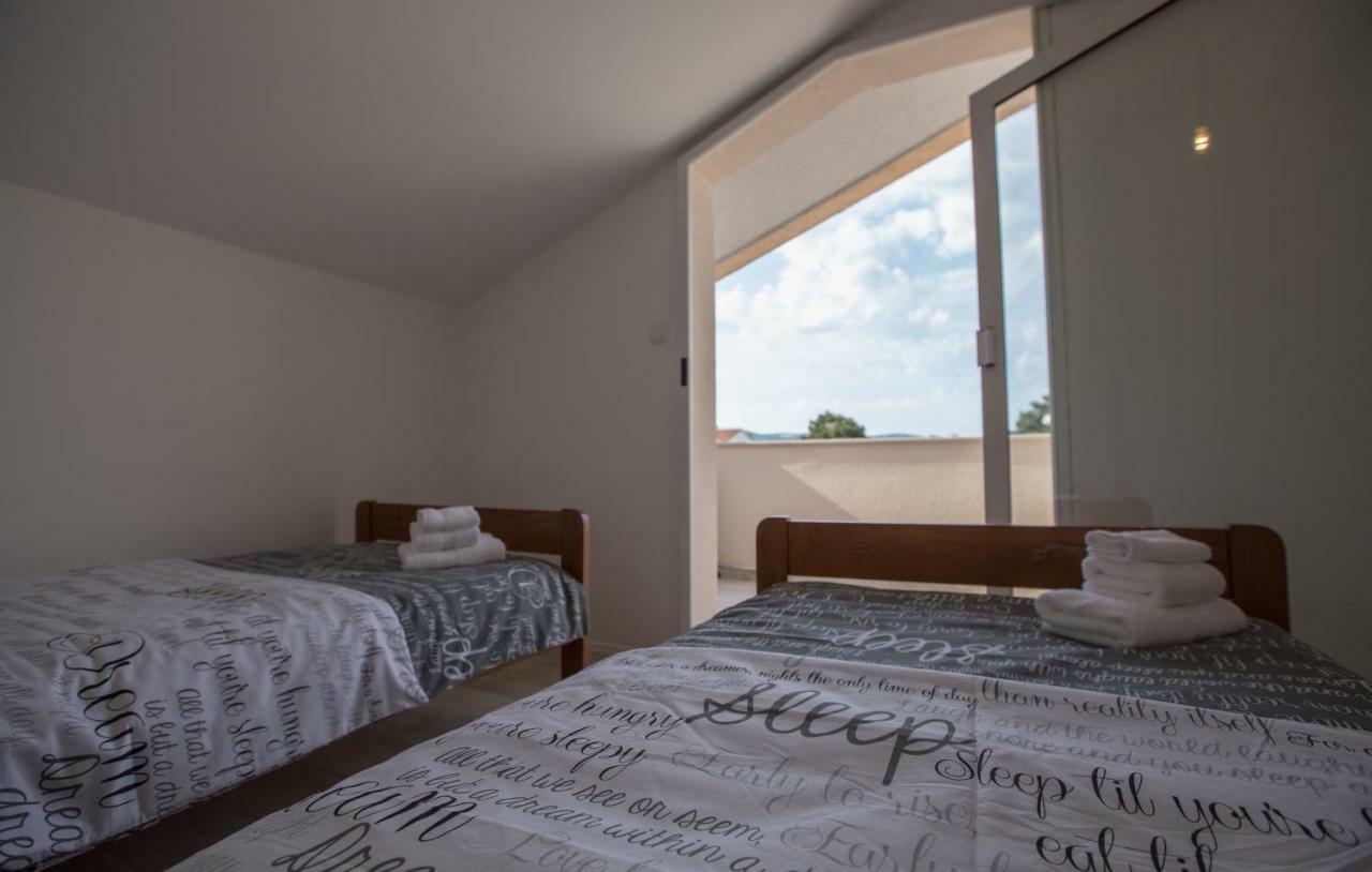 Relaxing Whole Top Floor Apartment By The Sea Zaboric Exteriör bild