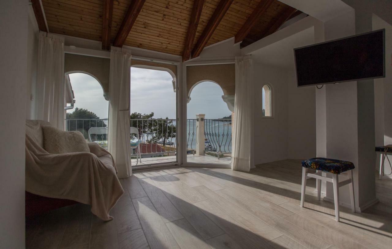Relaxing Whole Top Floor Apartment By The Sea Zaboric Exteriör bild