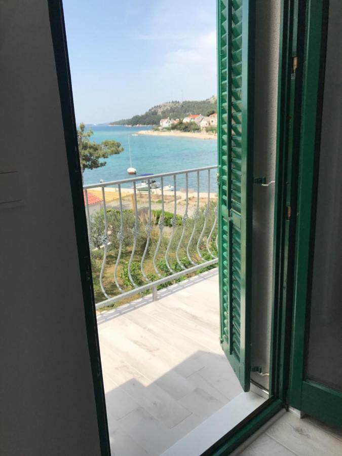 Relaxing Whole Top Floor Apartment By The Sea Zaboric Exteriör bild